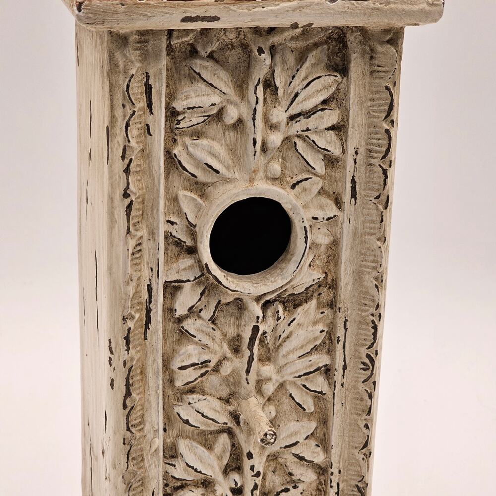 Garden Decor: Rustic Beige Bird House with Vintage Charm and Floral Accents - Picture 2 of 6